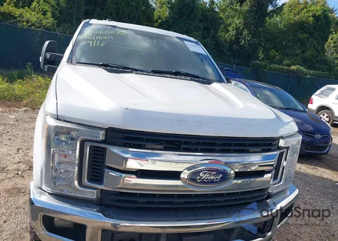 2017 Ford F-250 Xlt from USA, damaged, VIN 1FT7W2B66HED60298